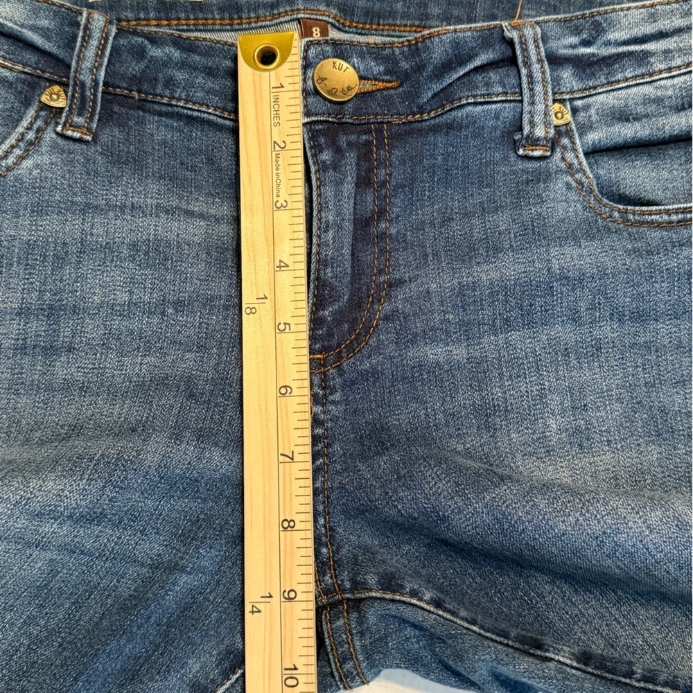 Kut From The Kloth Catherine Boyfriend Distressed Mid-rise Blue Jeans Size 8 - Picture 4 of 10